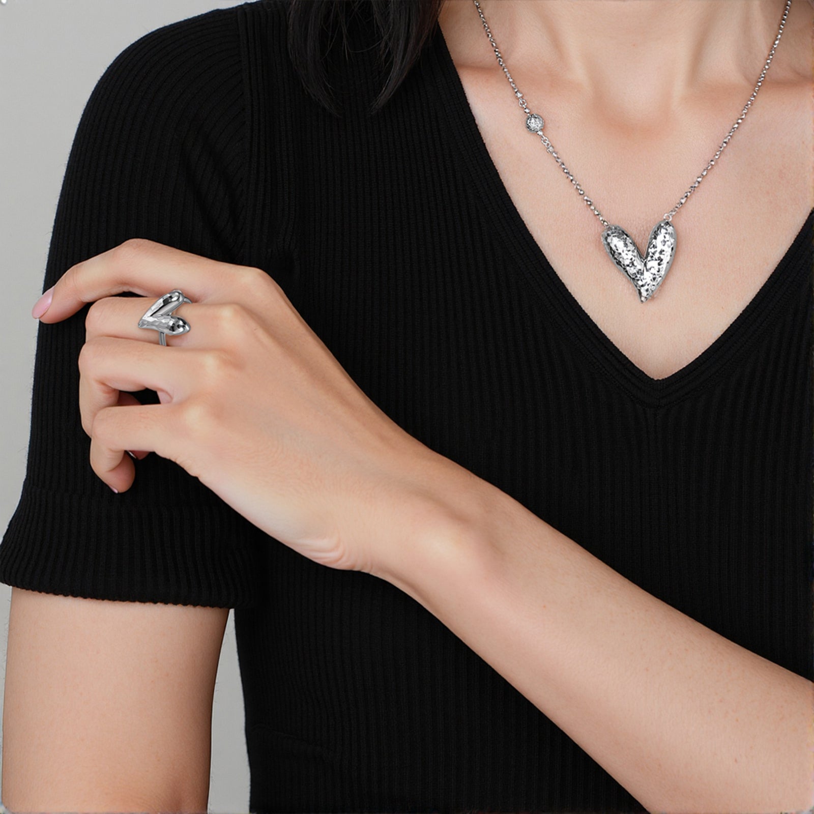 D-POW Baroque-Inspired Icy Peach Jewelry Set – 925 Silver Necklace & Adjustable Ring