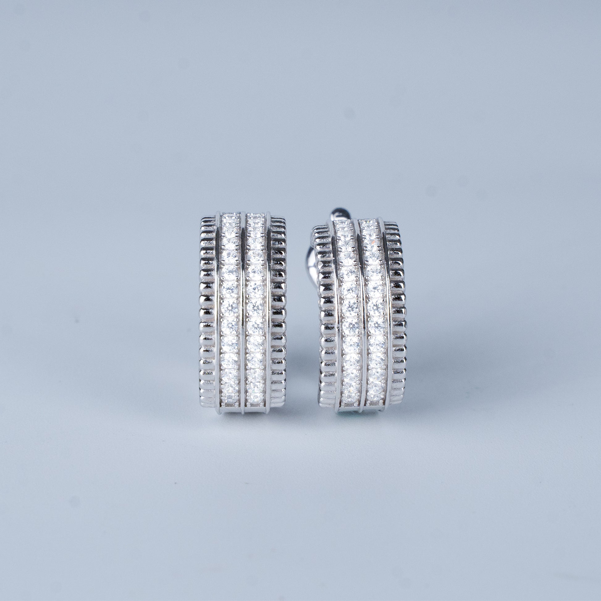 D-POW Baroque-Inspired Classic Sparkling 925 Silver Zircons Hoop Earrings
