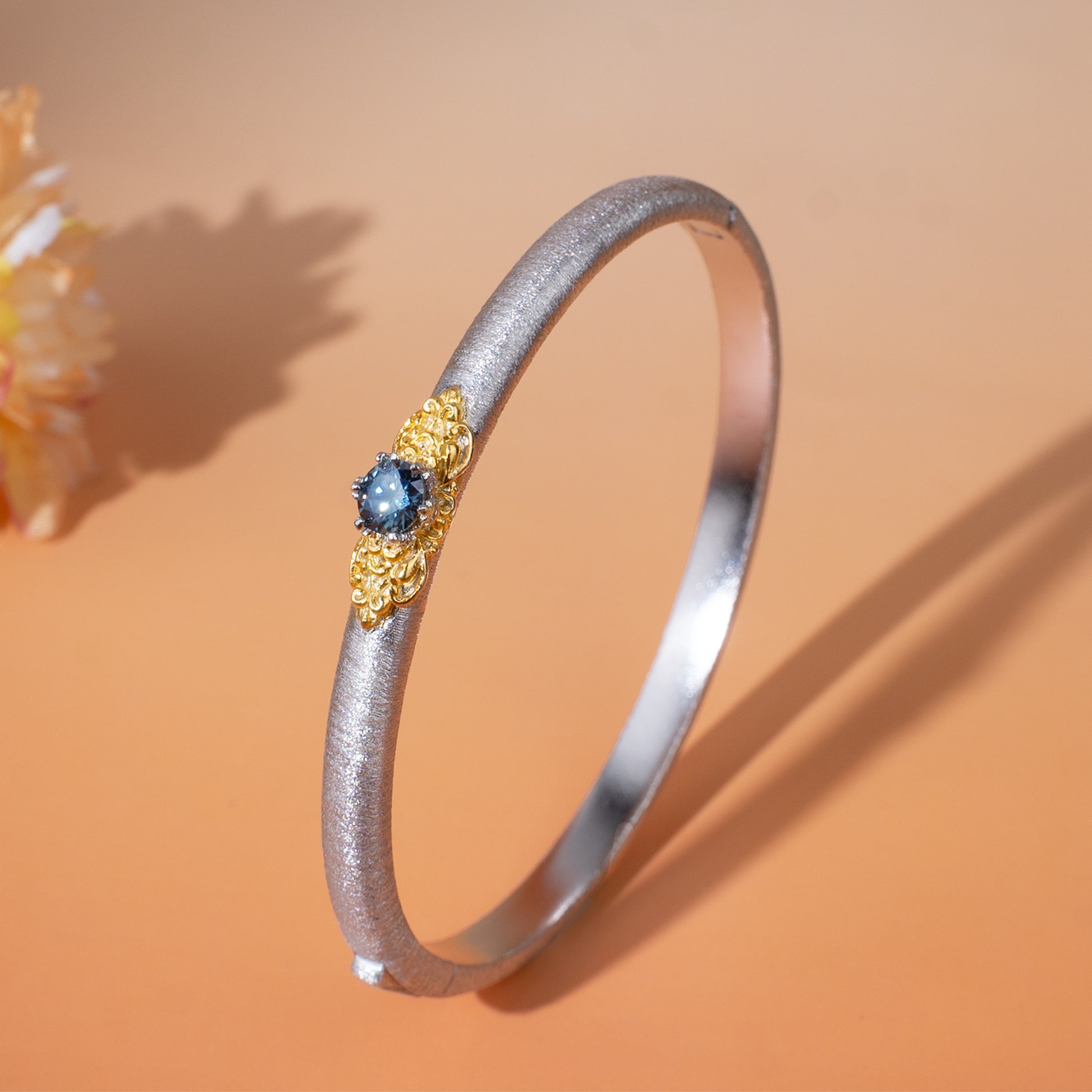[Eternal Gleam] D-POW 925 Sterling Silver Moissanite Bangle with Haute Filigree Craftsmanship