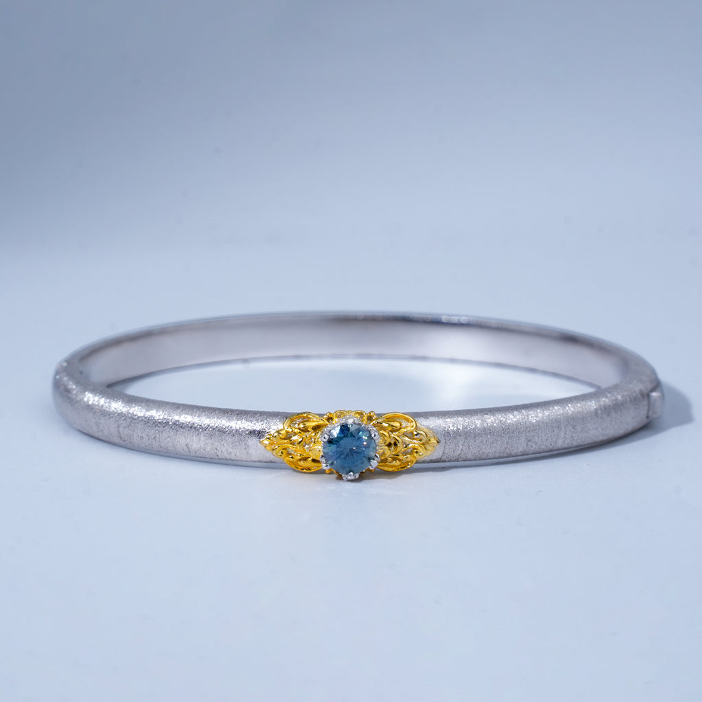 [Eternal Gleam] D-POW 925 Sterling Silver Moissanite Bangle with Haute Filigree Craftsmanship