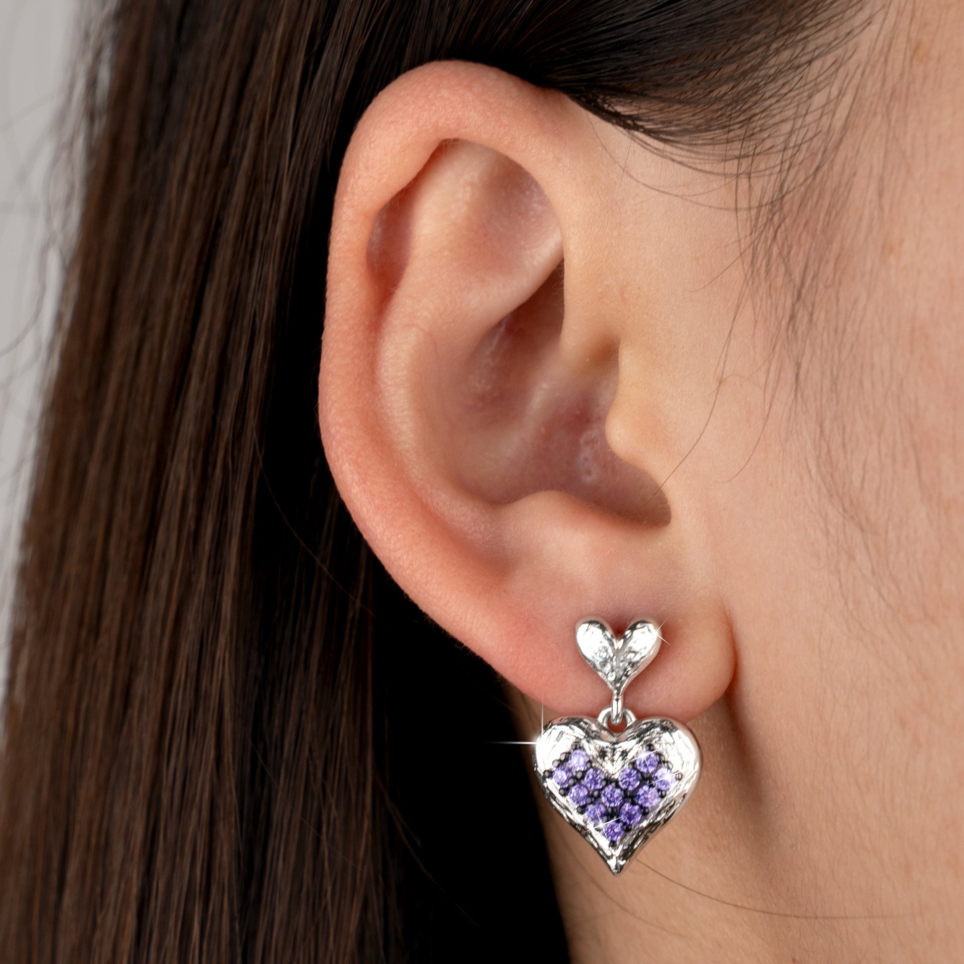 [Cosmic Amour] D-POW Crushed Ice Heart Earrings in 925 Silver
