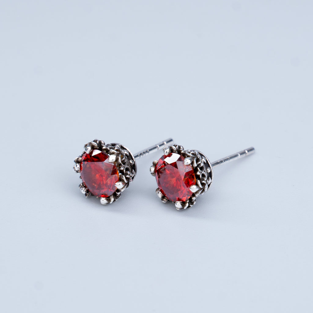 [Eternal Gleam] D-POW 925 Sterling Silver Moissanite Stud Earrings