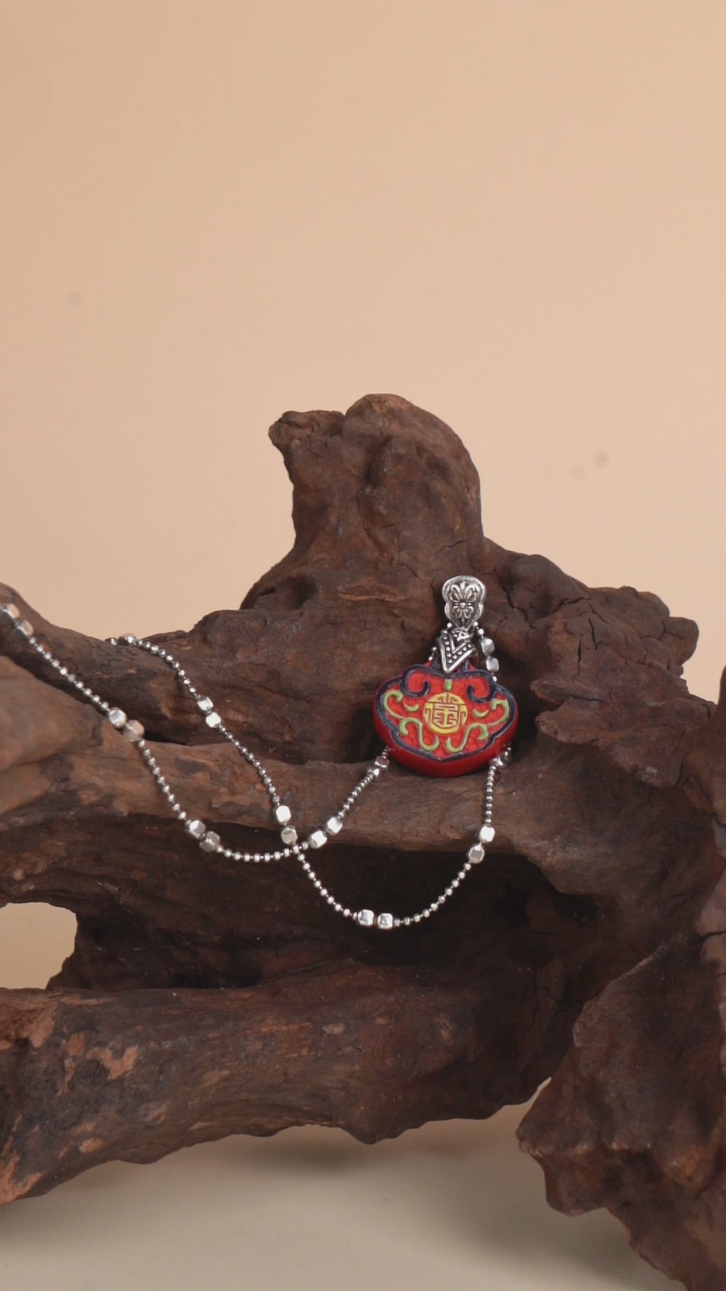 [Lustre Ruyi] D-pow Handcrafted Chinese Red Cinnabar Necklace